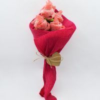 Ramo de rosas rojas de golosinas